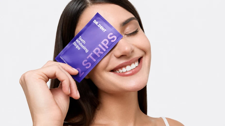 DR.DENT customer applying whitening strip